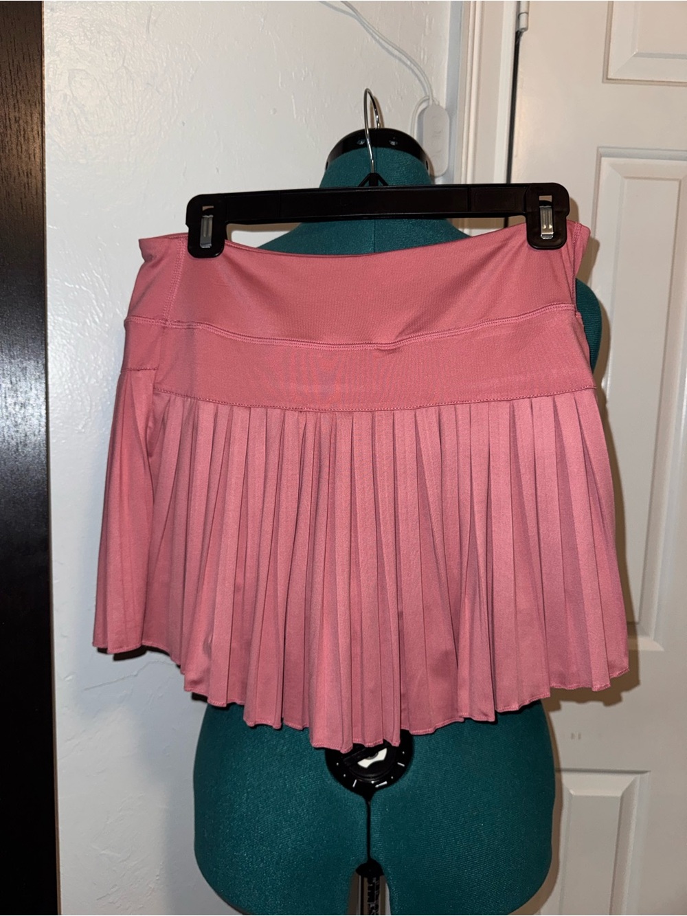 Gianni Bini Dusty Rose Pleated Tennis Skort